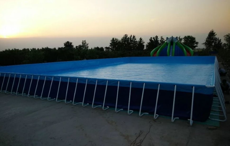 Сборный летний бассейн для глэмпинга 25 x 30 x 1,32 метра (рис.3)